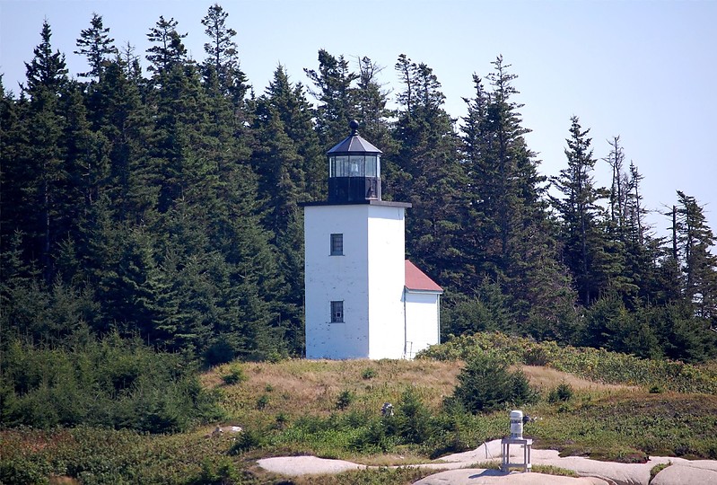 Deer Isle Thorofare (Mark Island) Lighthouse