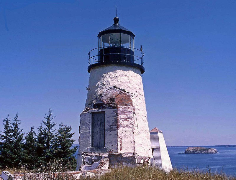Eagle Island Lighthouse photo 5